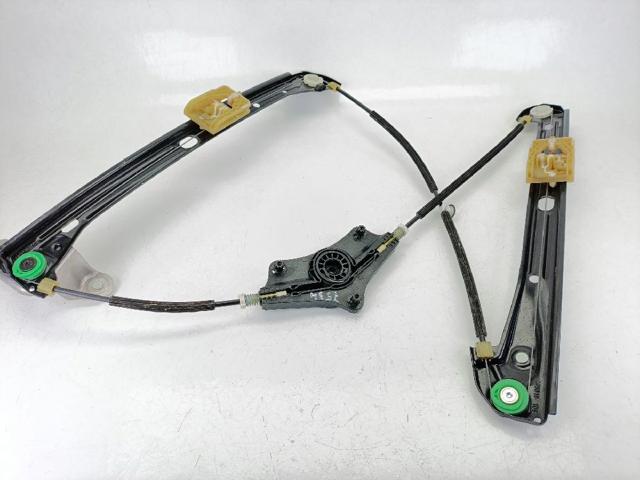 Mechanizm podnoszenia szyby drzwi przednich lewych 5G4837461H VAG