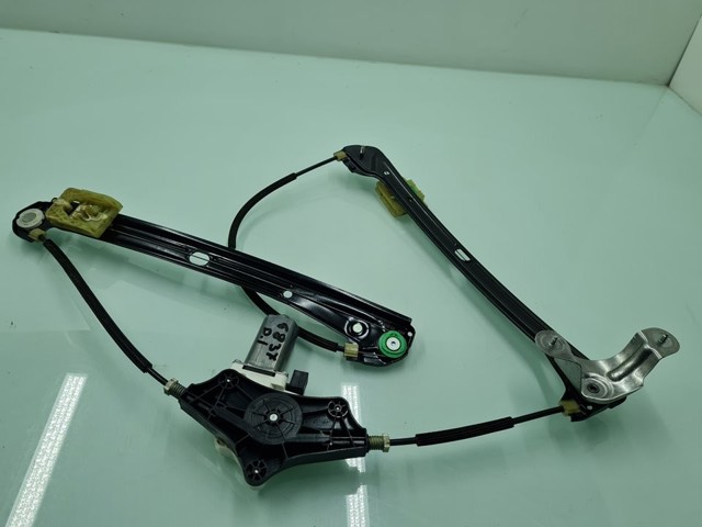 Mechanizm podnoszenia szyby drzwi przednich lewych 5G4837461H VAG
