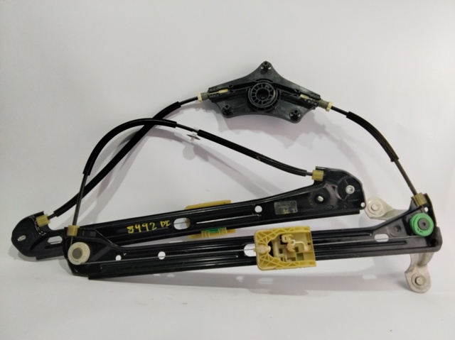 Mechanizm podnoszenia szyby drzwi przednich lewych 5G4837461H VAG