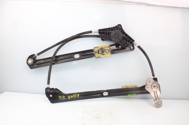 Mechanizm podnoszenia szyby drzwi przednich prawych 5G4837462F VAG