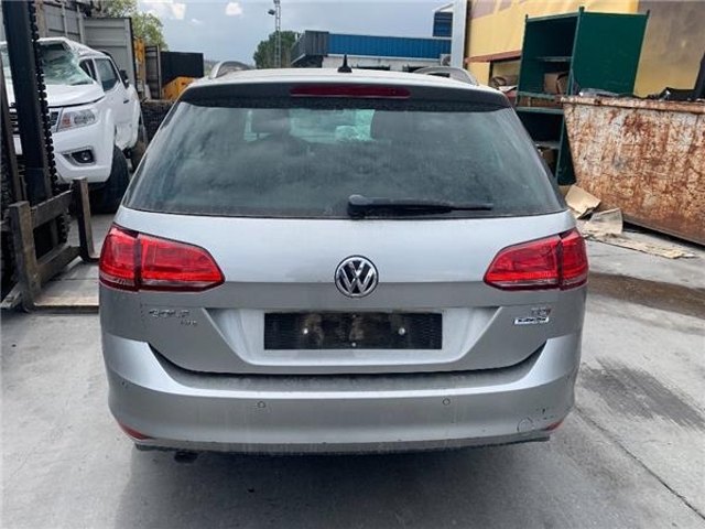 Zderzak tylny Volkswagen Golf BA5, BV5