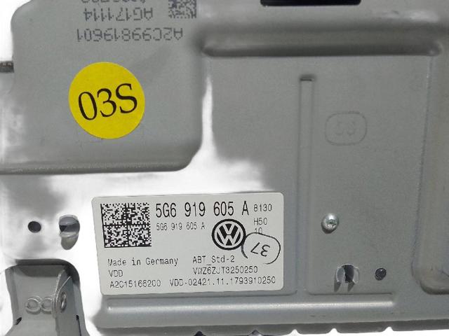 Radioodtwarzacz (radio AM/FM) 5G6919605A VAG