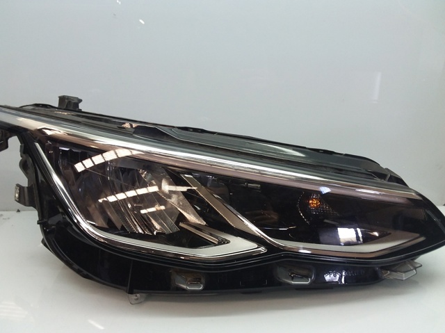 Reflektor prawy 5H1941006 VAG