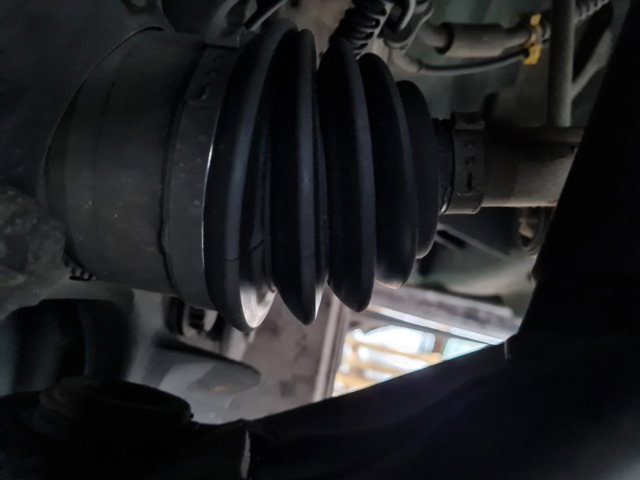 5H227A684CA Land Rover