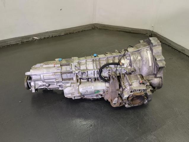 Automatyczna skrzynia biegów, kompletna Audi A4 8D2