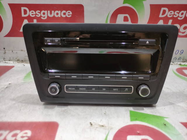 Radioodtwarzacz (radio AM/FM) 5J0035161E VAG
