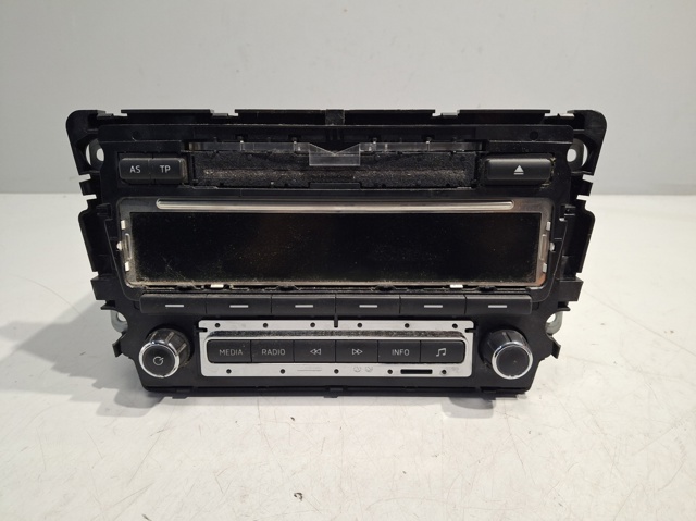 Radioodtwarzacz (radio AM/FM) 5J0035161E VAG