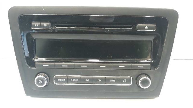 Radioodtwarzacz (radio AM/FM) 5J0035161E VAG