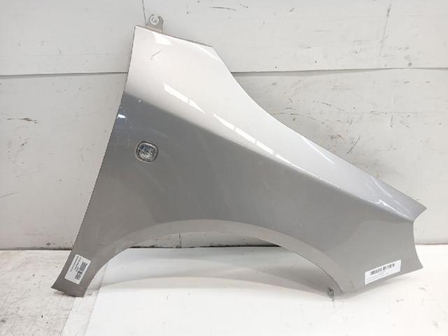 Błotnik przedni prawy 5J0821022A VAG