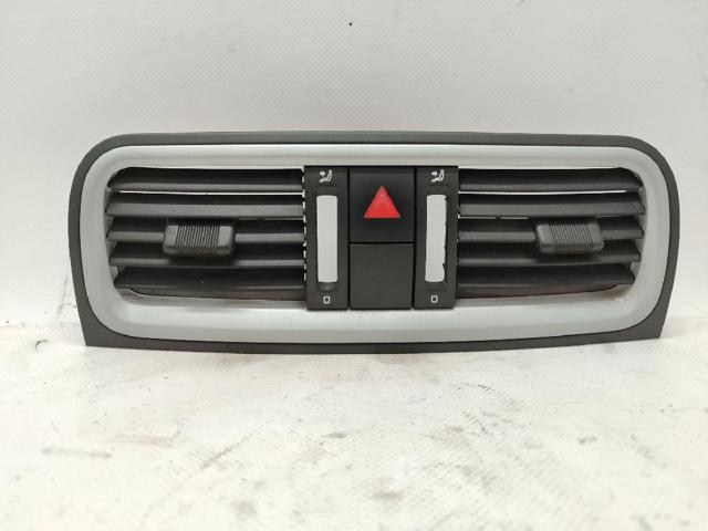 Przycisk włączania światła awaryjnego Skoda Roomster 5J7