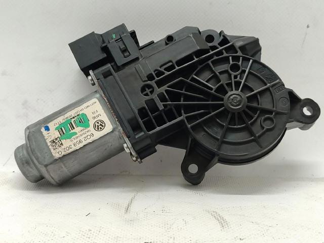 Silniczek wycieraczki szyby przedniej 5J1955113A VAG