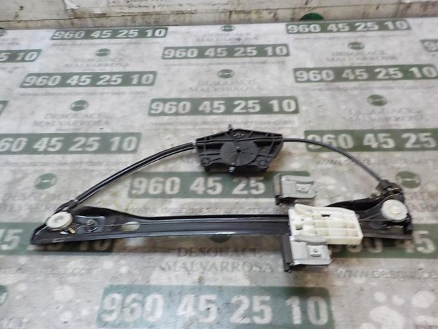 Mechanizm podnoszenia szyby drzwi przednich prawych 5J4837462 VAG