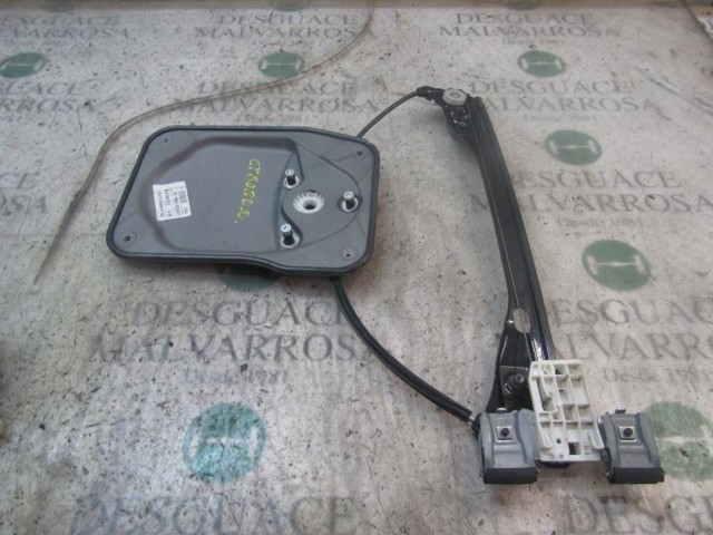 Mechanizm podnoszenia szyby drzwi przednich prawych 5J4837462 VAG