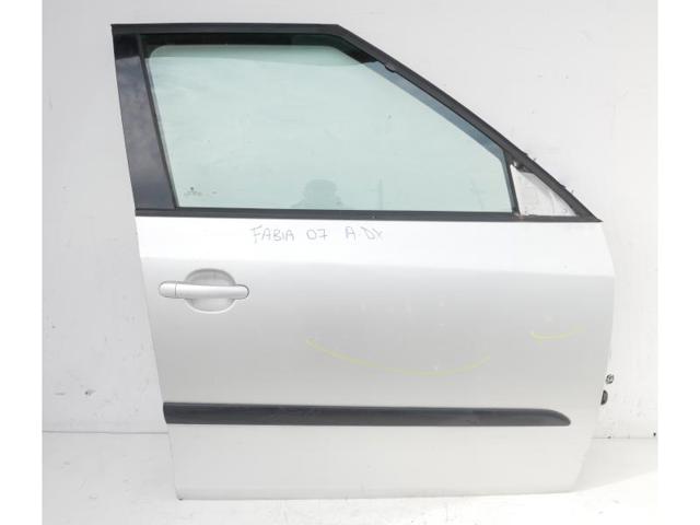 Drzwi przednie prawe 5J6831052 VAG