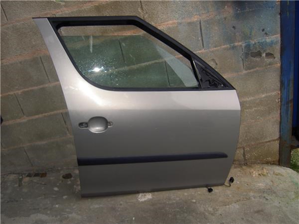 Drzwi przednie prawe do Skoda Roomster 5J7