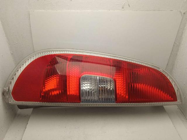 Lampa zespolona tylna lewa 5J7945111 VAG