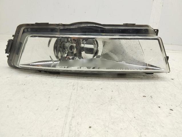 Lampa przeciwmgielna lewa 5JA941699 VAG