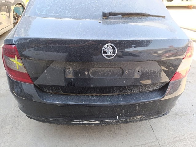 Zderzak tylny 5JH807421B VAG