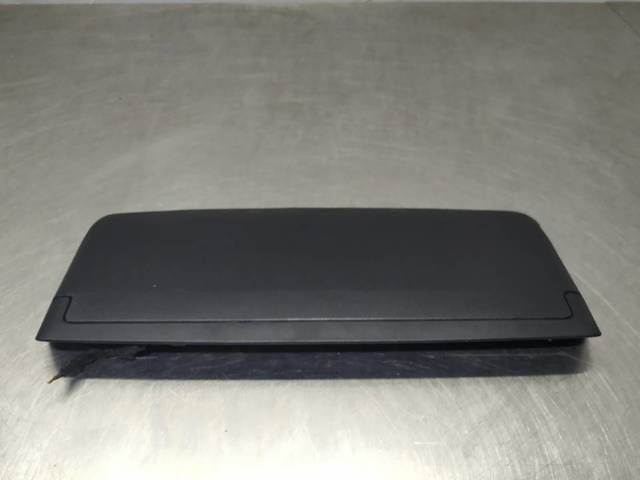 Lampa stop tylna dodatkowa 5JH945097B VAG