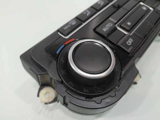 Sterownik trybów ogrzewania/klimatyzacji 5K0907044DT VAG