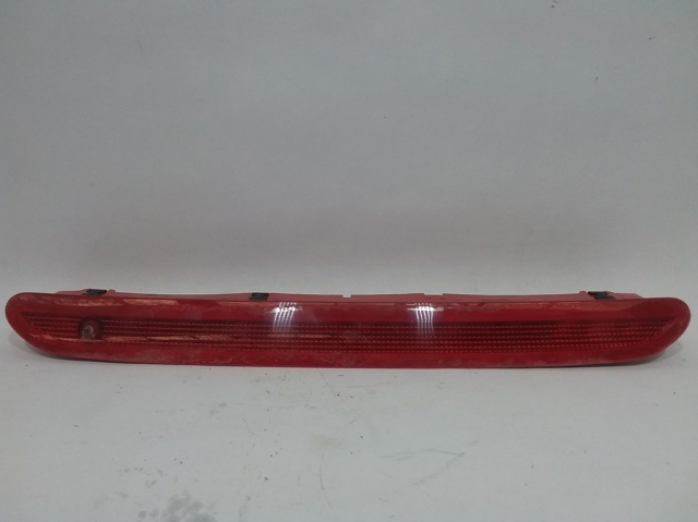 Lampa stop tylna dodatkowa 5K0945087D VAG