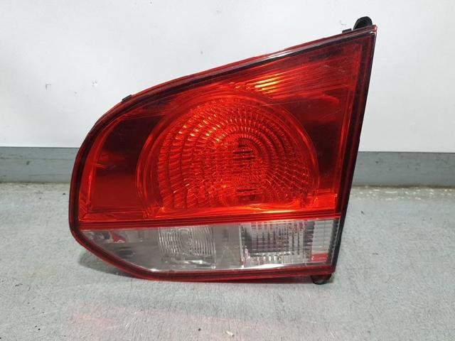 Lampa zespolona tylna prawa wewnętrzna 5K0945094G VAG