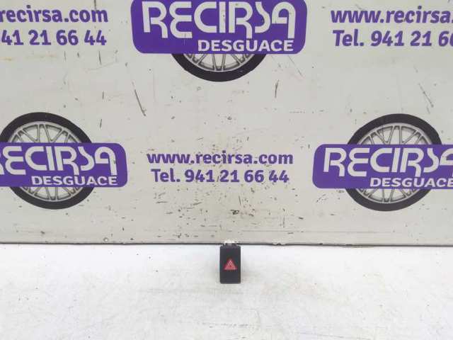 Przycisk włączania światła awaryjnego 5K0953509A VAG