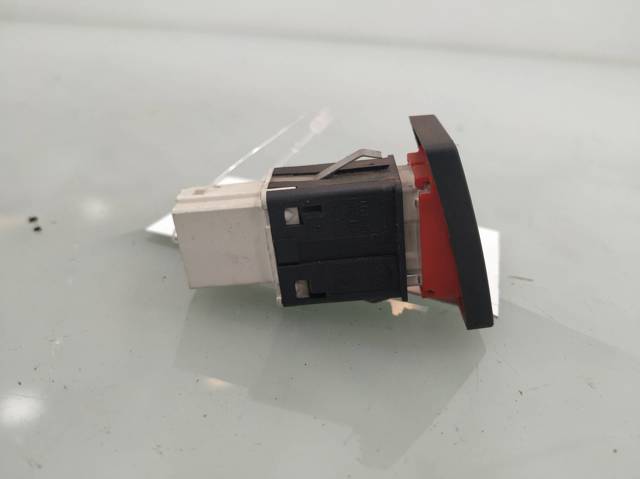 Przycisk włączania światła awaryjnego 5K0953509A VAG