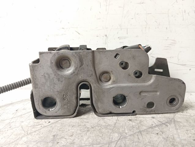 Zamek maski 5K1823509 VAG