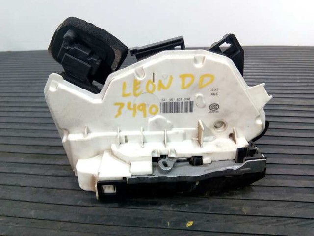 5K1837016D VAG