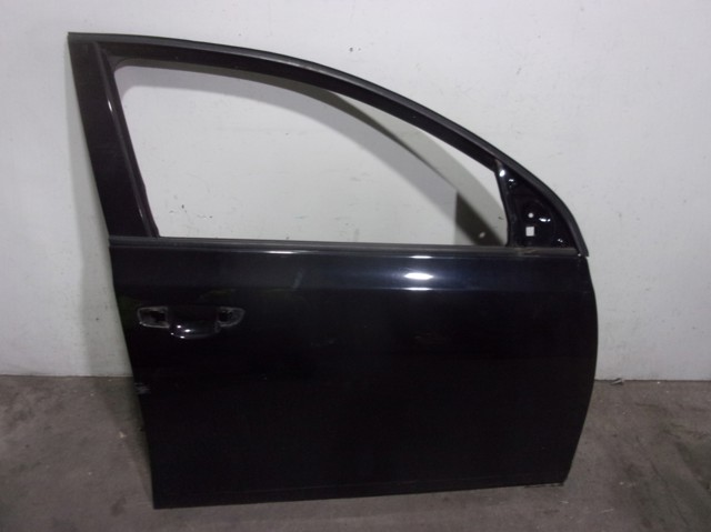 Drzwi przednie prawe 5K4831056H VAG