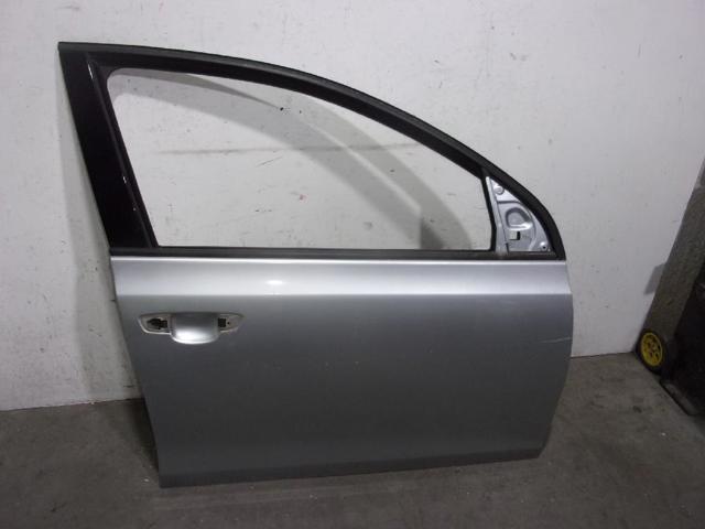 Drzwi przednie prawe 5K4831056H VAG