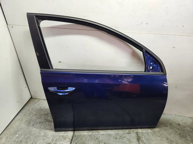 Drzwi przednie prawe 5K4831056H VAG