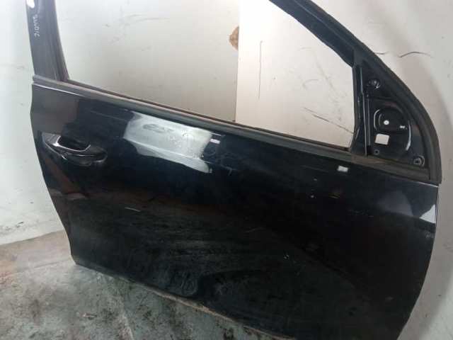 Drzwi przednie prawe 5K4831056H VAG