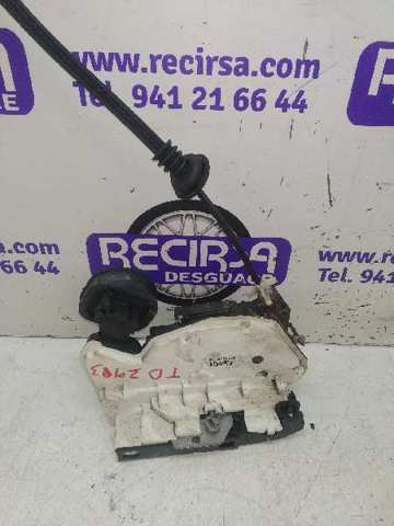 Zamek drzwi tylnych prawych 5K4839016B VAG