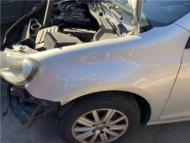 Błotnik przedni lewy 5K6821021A VAG