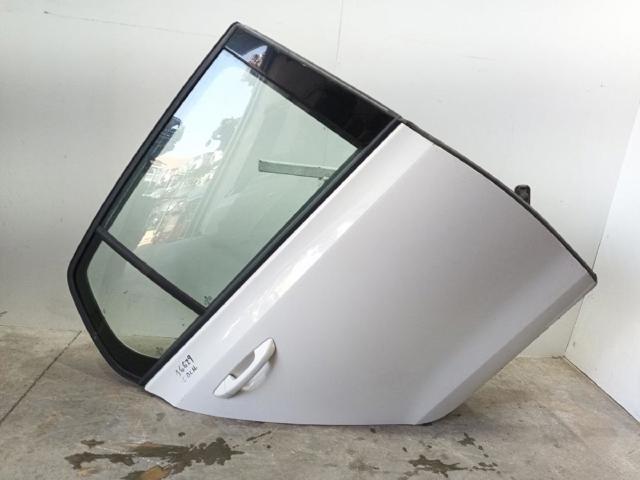 Drzwi tylne prawe 5K6833056K VAG