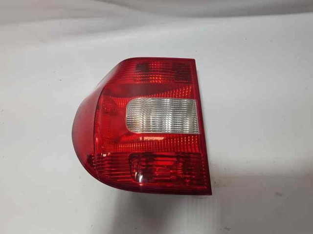 Lampa zespolona tylna prawa 5L0945095 VAG