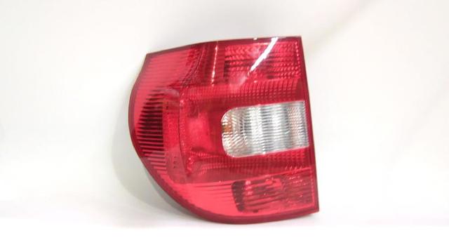 Lampa zespolona tylna lewa 5L0945111 VAG