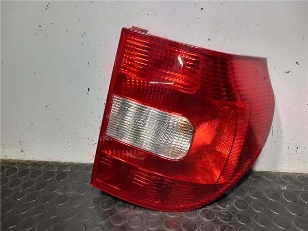 Lampa zespolona tylna prawa 5L0945112 VAG