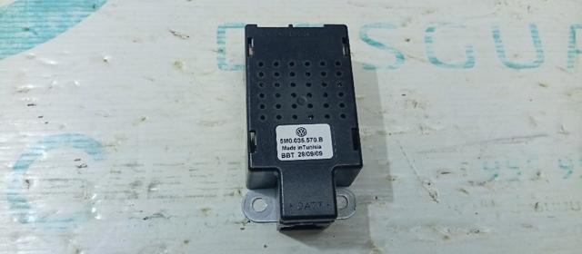 Wzmacniacz sygnału anteny 5M0035570B VAG