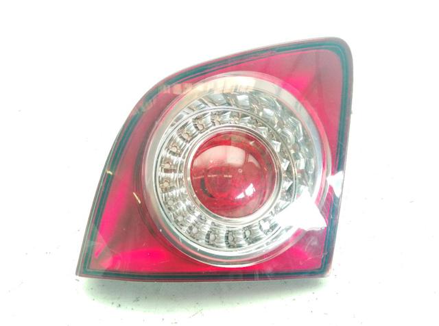 Lampa zespolona tylna lewa wewnętrzna 5M0945093M VAG
