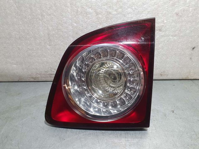 Lampa zespolona tylna prawa wewnętrzna 5M0945094D VAG