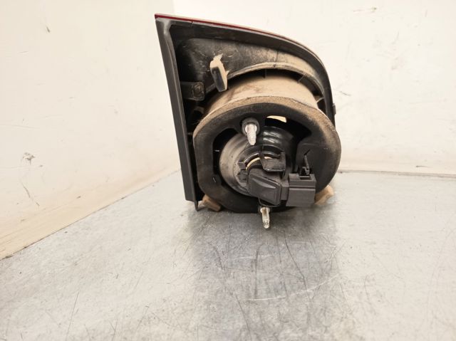 Lampa zespolona tylna prawa wewnętrzna 5M0945094J VAG