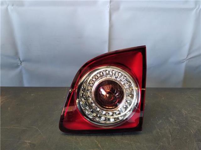 Lampa zespolona tylna prawa wewnętrzna 5M0945094S VAG