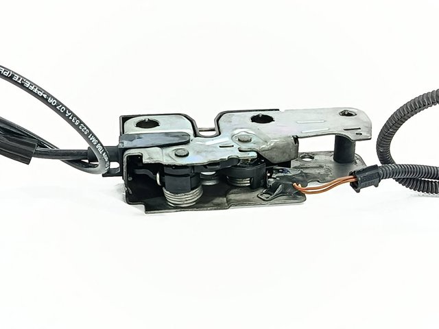 Zamek maski 5M1823509 VAG