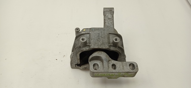 Poduszka (podpora) silnika prawa 5N0199262E VAG