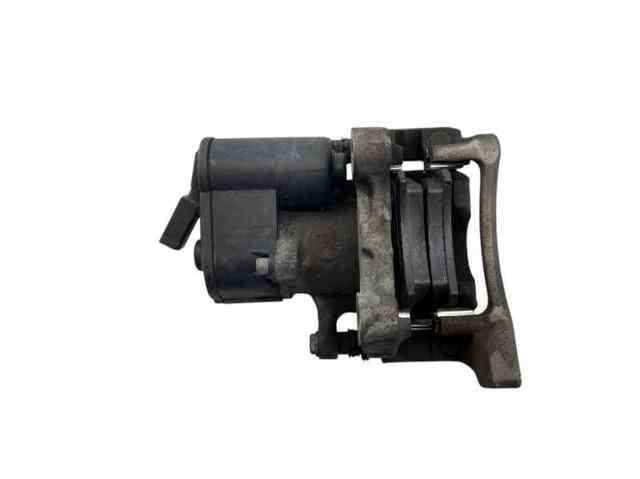 Zacisk hamulcowy tylny prawy 5N0615404 VAG