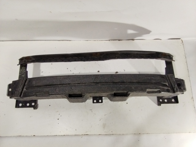 Wzmocnienie zderzaka przedniego 5N0807109B VAG