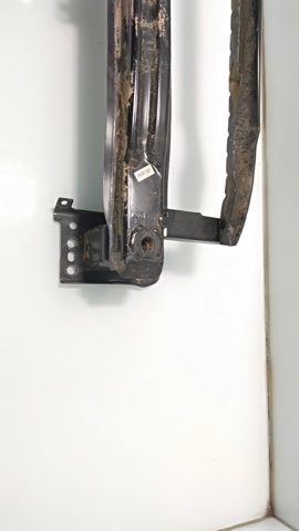 Wzmocnienie zderzaka przedniego 5N0807109F VAG